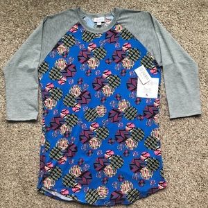 NWT - LuLaRoe Randy T-Shirt